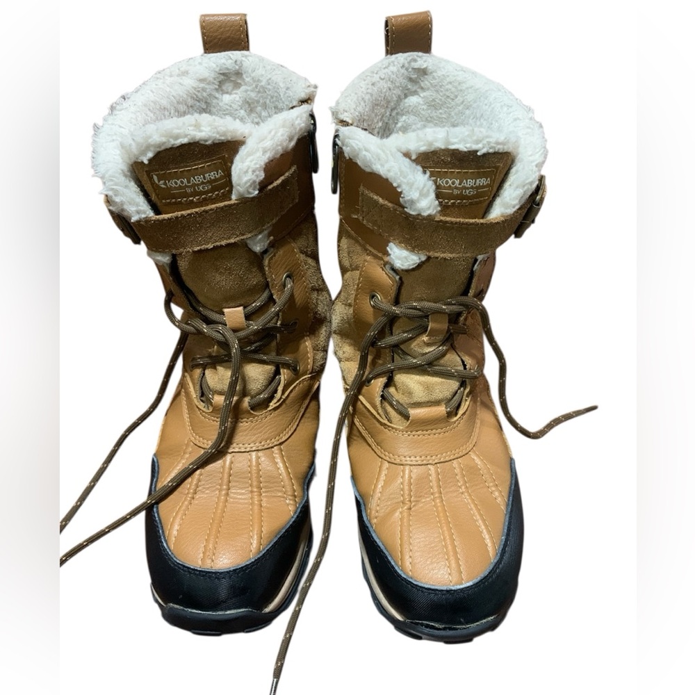 Koolaburra by UGG Tan Lace-Up Winter Boots with White Faux Shearling